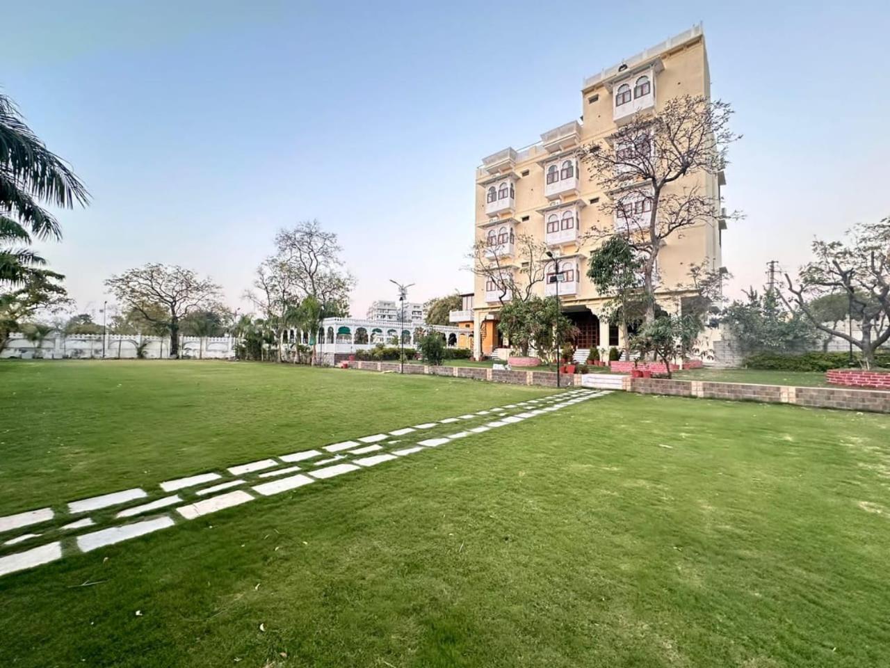 Manas Resort By Rudrakshi Udaipur Exterior photo